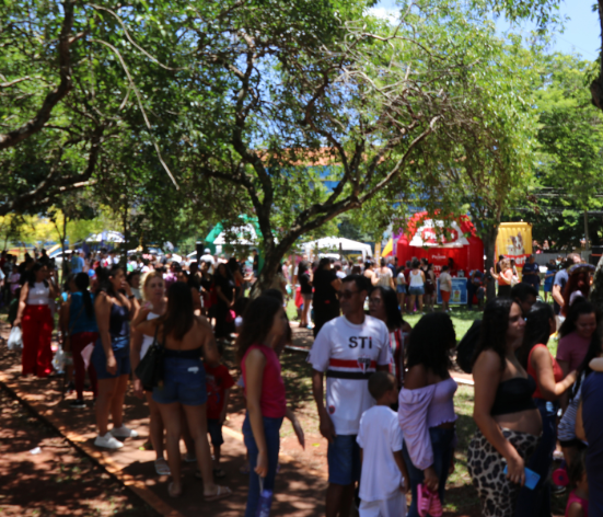 Prefeitura celebra 156 anos de Santa Cruz do Rio Pardo com grande festa popular na Praça São Sebastião