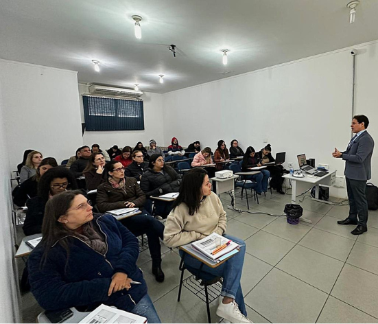 Colaboradores participam de curso sobre contratualização com o terceiro setor e nova Lei de Licitações